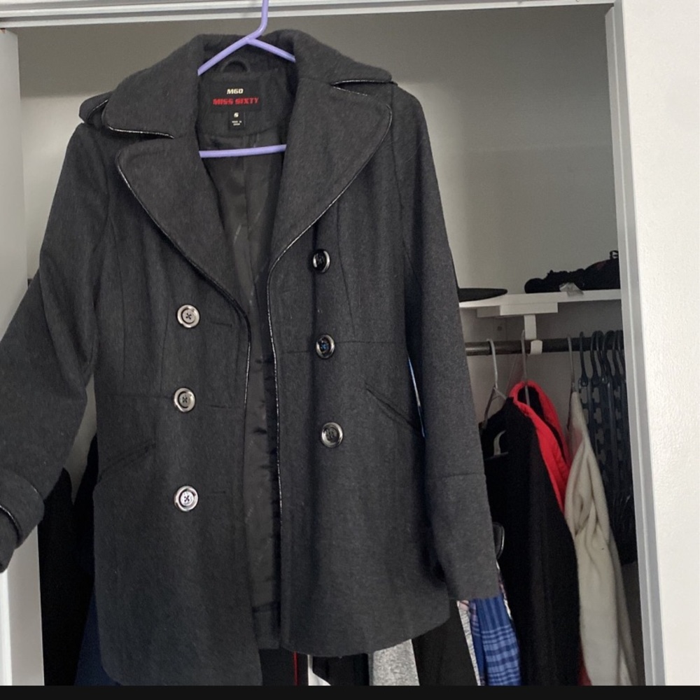 Pea coat